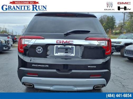 2023 GMC Acadia AWD SLT