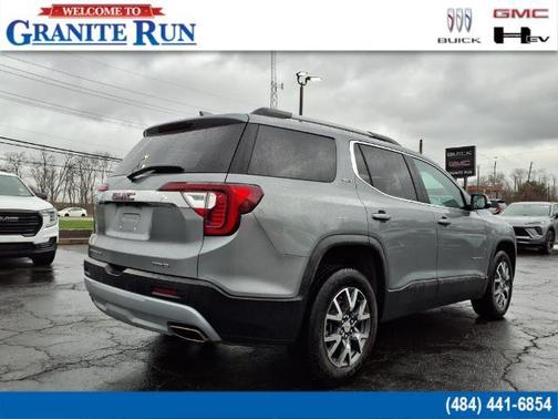 2023 GMC Acadia AWD SLT