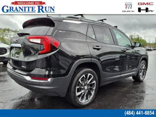 2022 GMC Terrain SLT