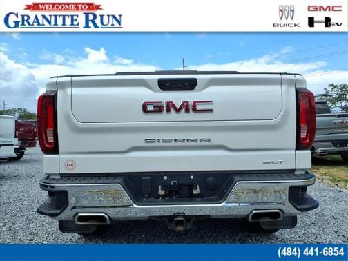 2022 GMC Sierra 1500 SLT