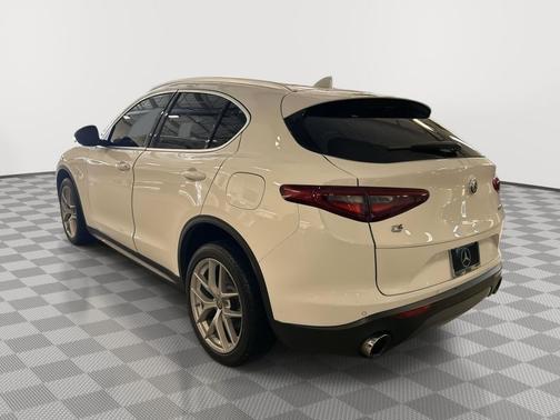 Alfa White 2019 Alfa Romeo Stelvio Base