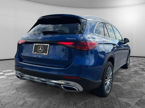 2026 Mercedes-Benz GLC 300 4MATIC
