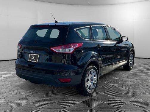 2016 Ford Escape S
