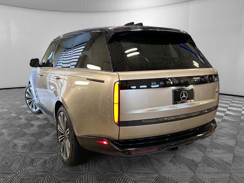 2023 Land Rover Range Rover P400 SE