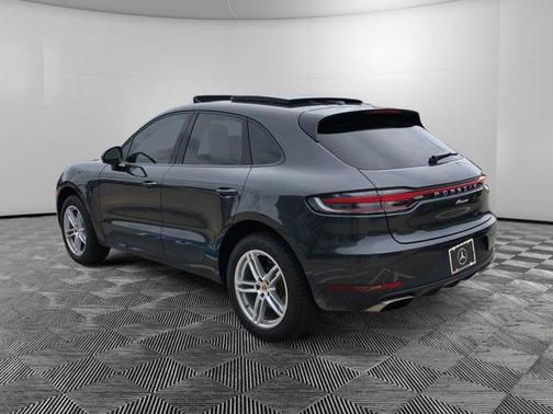 2021 Porsche Macan Base