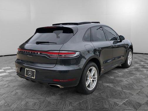 2021 Porsche Macan Base