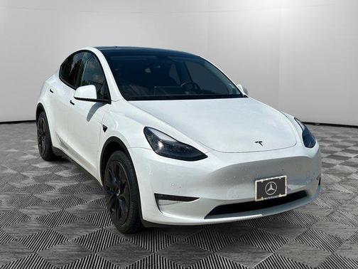 2022 Tesla Model Y Long Range Dual Motor All-Wheel Drive
