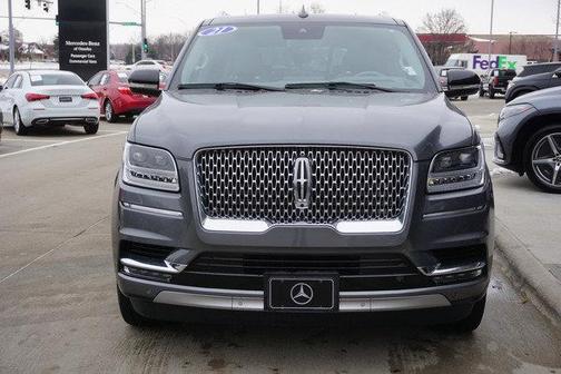Photo 4 of 31 of 2021 Lincoln Navigator L Reserve
