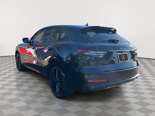 2022 Maserati Levante Modena S