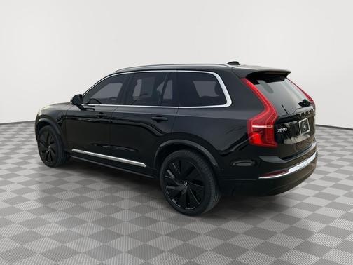 2023 Volvo XC90 Recharge Plug-In Hybrid T8 Ultimate Bright Theme 7-Seater