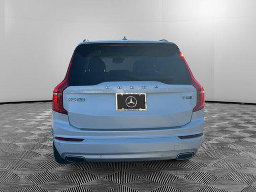 2020 Volvo XC90 T5 Momentum
