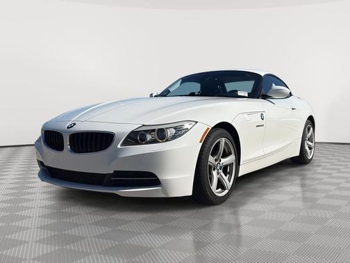 Alpine White 2011 BMW Z4 sDrive30i