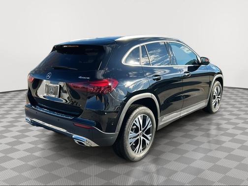 Night Black 2025 Mercedes-Benz GLA 250 4MATIC