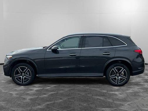 2025 Mercedes-Benz GLC 300 4MATIC