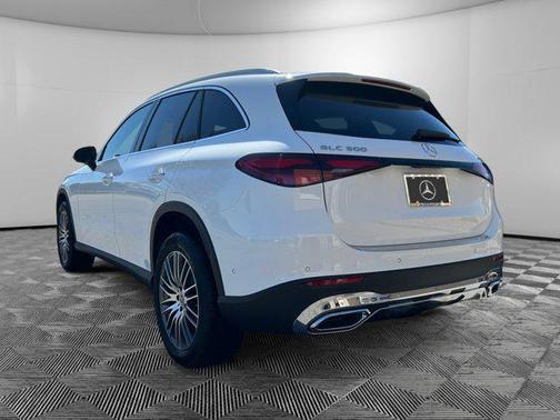 2026 Mercedes-Benz GLC 300 4MATIC