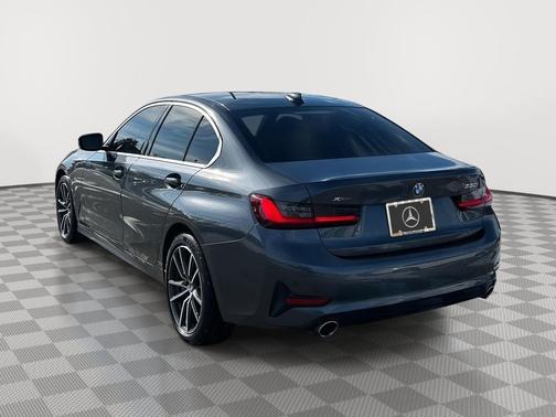 2022 BMW 330 xDrive