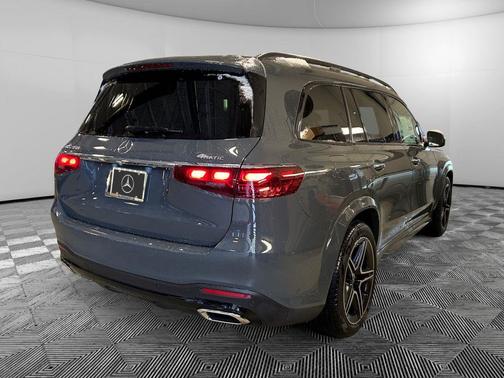 2026 Mercedes-Benz GLS 450 4MATIC