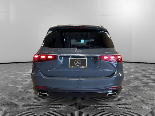 2026 Mercedes-Benz GLS 450 4MATIC