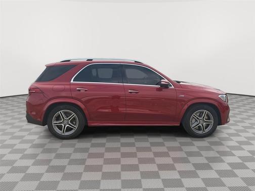 MANUFAKTUR Cardinal Red Metallic 2024 Mercedes-Benz AMG GLE 53 4MATIC+