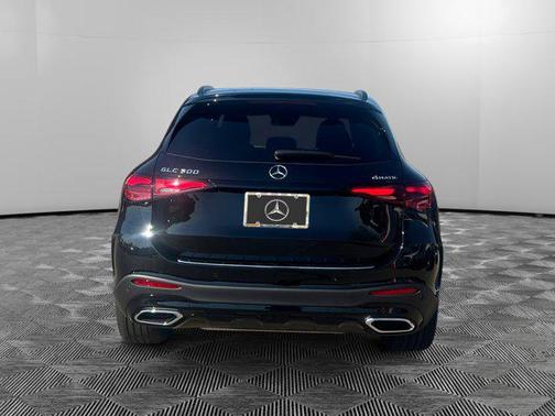 2026 Mercedes-Benz GLC 300 4MATIC