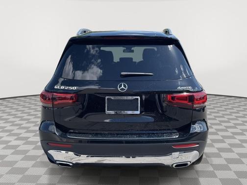 Night Black 2023 Mercedes-Benz GLB 250 4MATIC