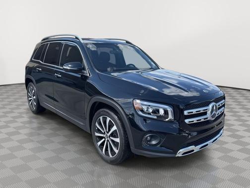 Night Black 2023 Mercedes-Benz GLB 250 4MATIC