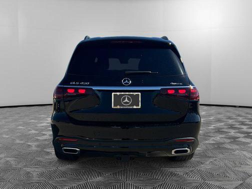 2025 Mercedes-Benz GLS 450 4MATIC