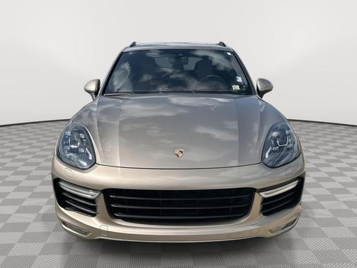 2015 Porsche Cayenne Turbo