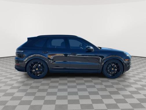 2024 Porsche Cayenne Cayenne