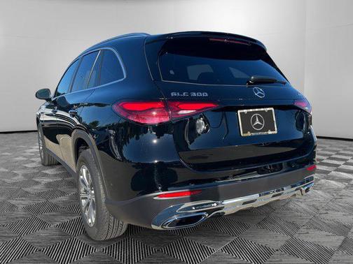 2026 Mercedes-Benz GLC 300 4MATIC