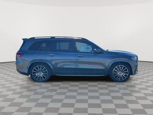 Selenite Grey Metallic 2026 Mercedes-Benz GLS 580 4MATIC