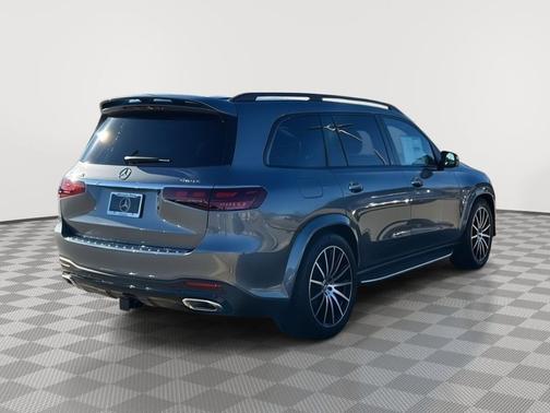 Selenite Grey Metallic 2026 Mercedes-Benz GLS 580 4MATIC