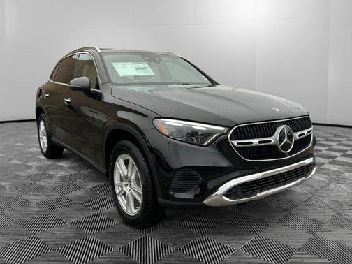 2026 Mercedes-Benz GLC 300 4MATIC