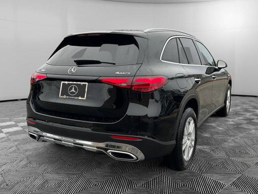 2026 Mercedes-Benz GLC 300 4MATIC