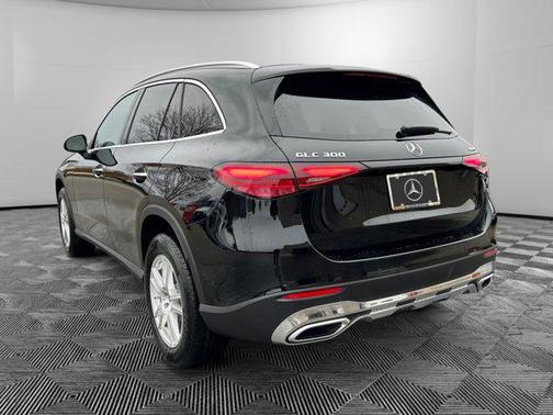 2026 Mercedes-Benz GLC 300 4MATIC