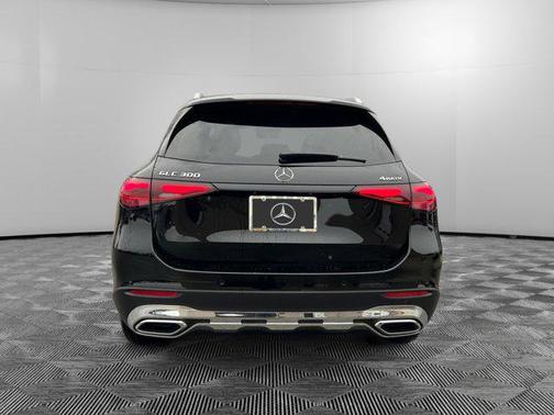 2026 Mercedes-Benz GLC 300 4MATIC