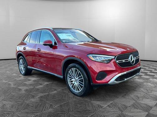 2026 Mercedes-Benz GLC 300 4MATIC
