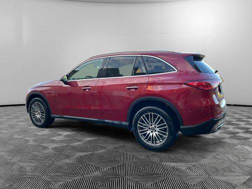 2026 Mercedes-Benz GLC 300 4MATIC