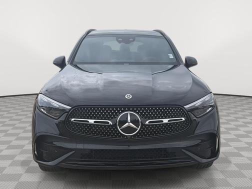 Black 2023 Mercedes-Benz GLC 300 4MATIC