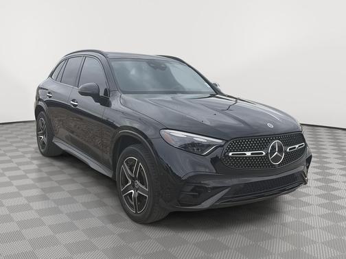 Black 2023 Mercedes-Benz GLC 300 4MATIC