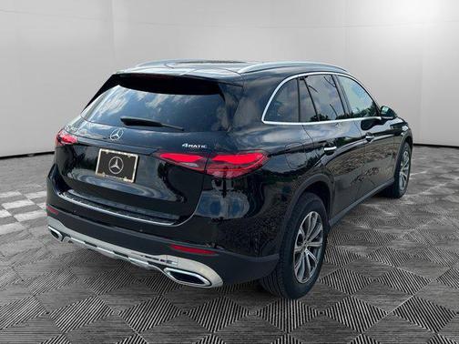 2025 Mercedes-Benz GLC 300 4MATIC