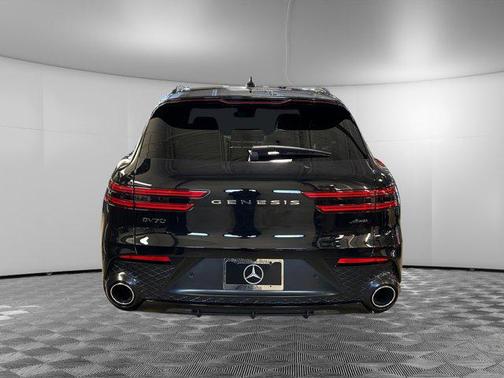 2024 Genesis GV70 2.5T AWD