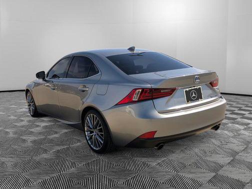 2015 Lexus IS 250 Crafted Line