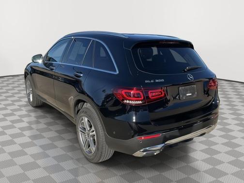 Black 2021 Mercedes-Benz GLC 300 4MATIC