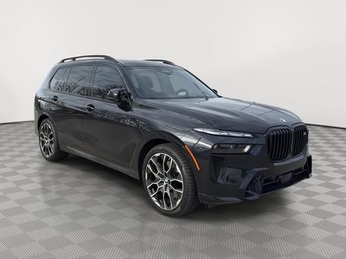 2024 BMW X7 M60i