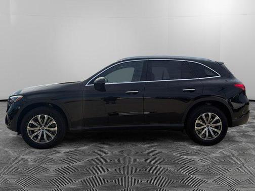 2026 Mercedes-Benz GLC 300 4MATIC