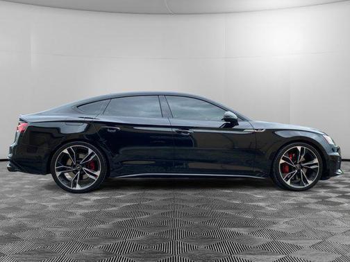 2022 Audi S5 Premium Plus TFSI quattro Tiptronic