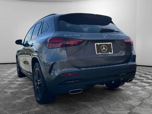 2025 Mercedes-Benz GLA 250 4MATIC
