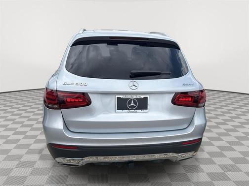 Cirrus Silver Metallic 2022 Mercedes-Benz GLC 300 4MATIC