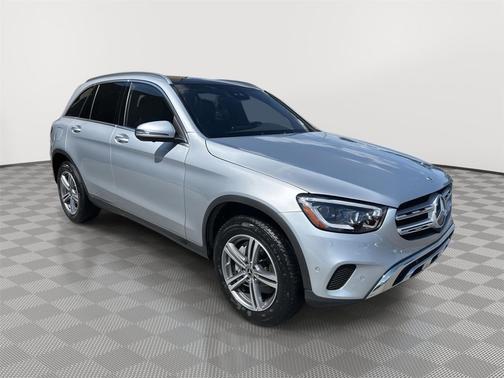 Cirrus Silver Metallic 2022 Mercedes-Benz GLC 300 4MATIC